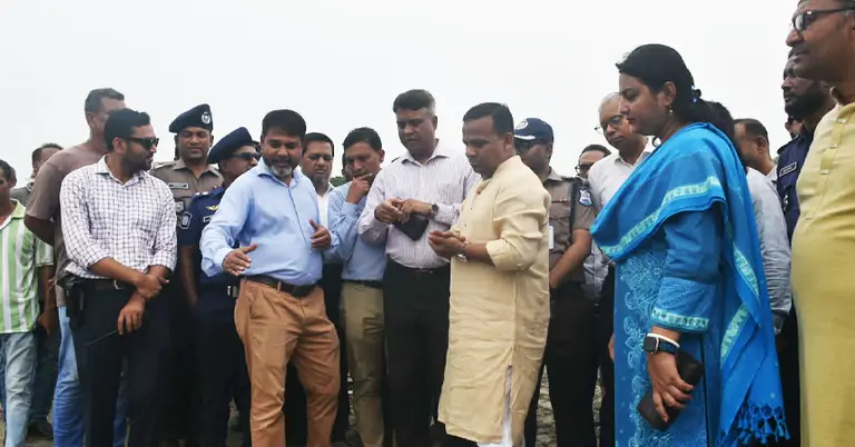পাটুরিয়া লঞ্চঘাট ও ফেরিঘাট পরিদর্শনে নৌ প্রতিমন্ত্রী